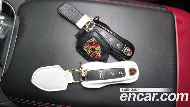 Porsche Cayenne 2019 — photo 16