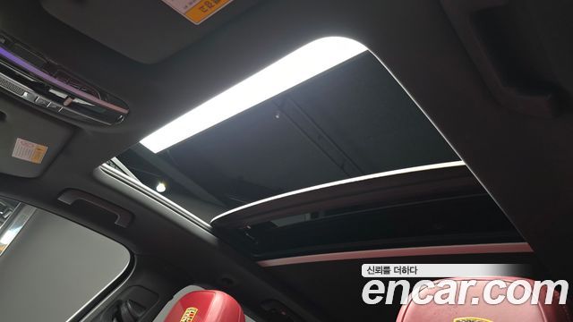 Porsche Cayenne 2019 — photo 17