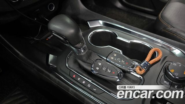 Chevrolet Korea Traverse 2021 — photo 9
