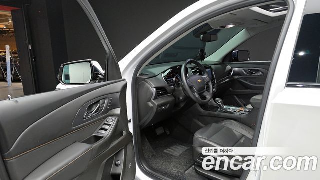 Chevrolet Korea Traverse 2021 — photo 10