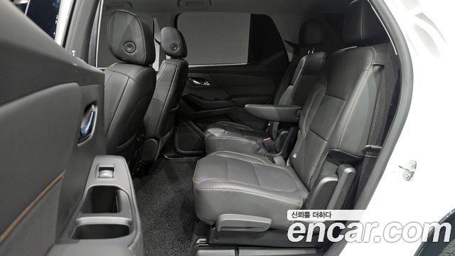 Chevrolet Korea Traverse 2021 — photo 11