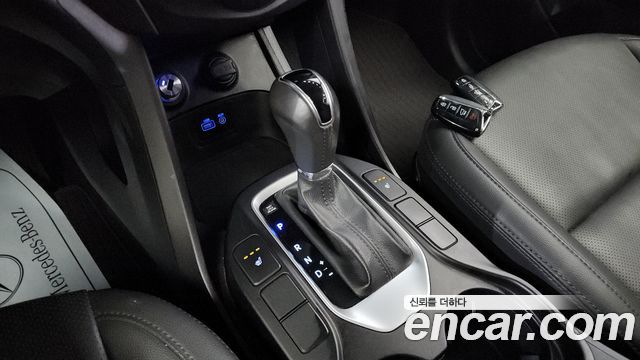 Hyundai Santafe 2016 — photo 9