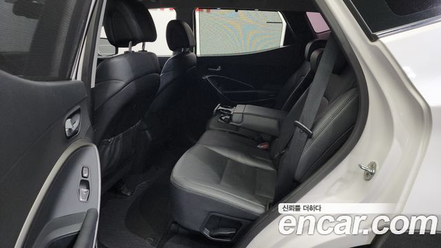 Hyundai Santafe 2016 — photo 11