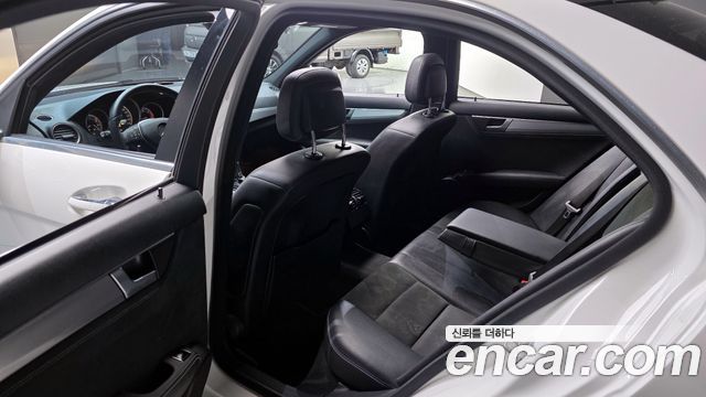 Mercedes-Benz C-Class 2014 — photo 11