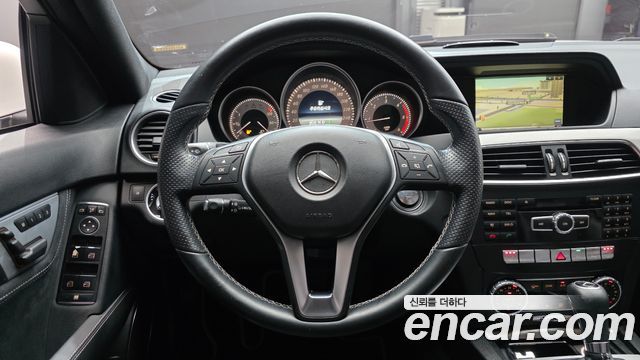 Mercedes-Benz C-Class 2014 — photo 13