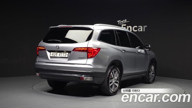 Honda Pilot 2017 — photo 2