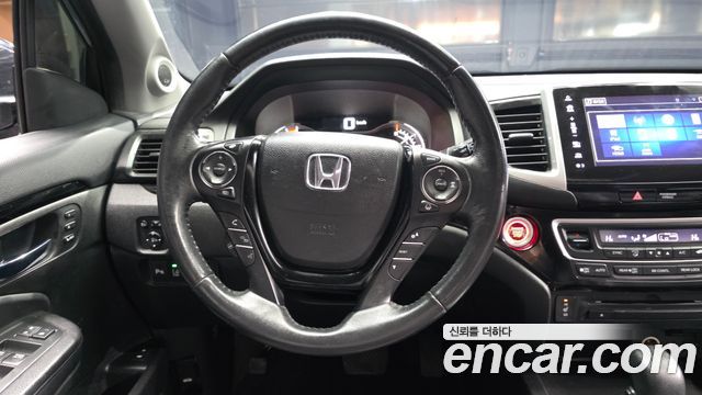 Honda Pilot 2017 — photo 13