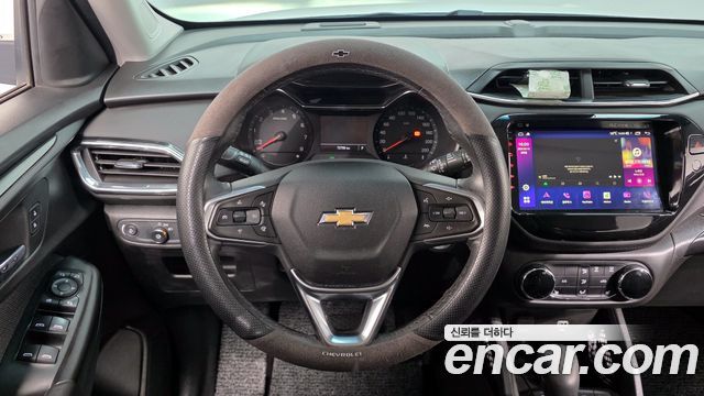 Chevrolet Korea Trailblazer 2021 — photo 13