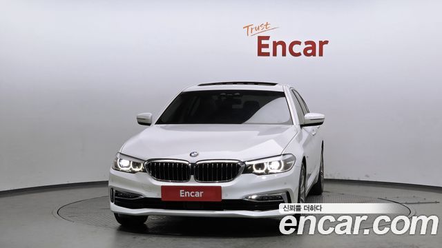 BMW 5-Series 2018 — photo 3