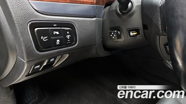 Hyundai Equus 2014 — photo 15