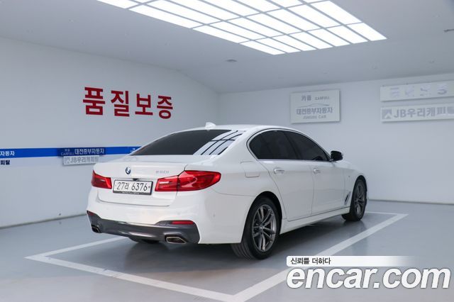BMW 5-Series 2018 — photo 4
