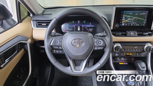 Toyota RAV4 2024 — photo 13