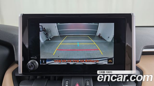 Toyota RAV4 2024 — photo 15