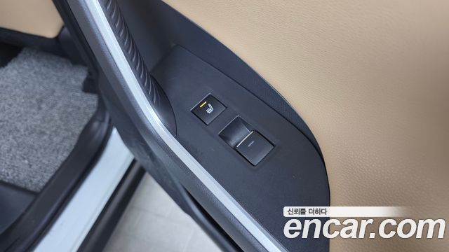 Toyota RAV4 2024 — photo 18