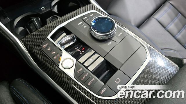 BMW 3-Series 2024 — photo 9