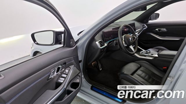 BMW 3-Series 2024 — photo 10