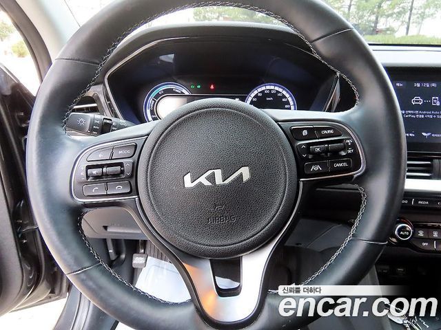 Kia Niro 2022 — photo 8