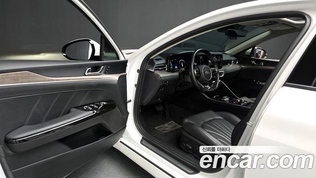 Kia K5 2021 — photo 11