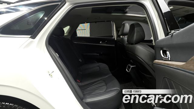 Kia K5 2021 — photo 12