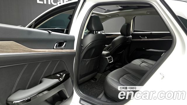 Kia K5 2021 — photo 20