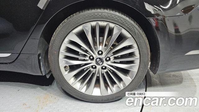 Kia K7 2018 — photo 5