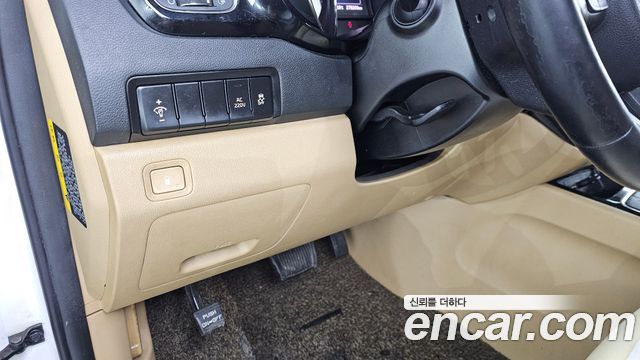 Kia Canival 2017 — photo 13