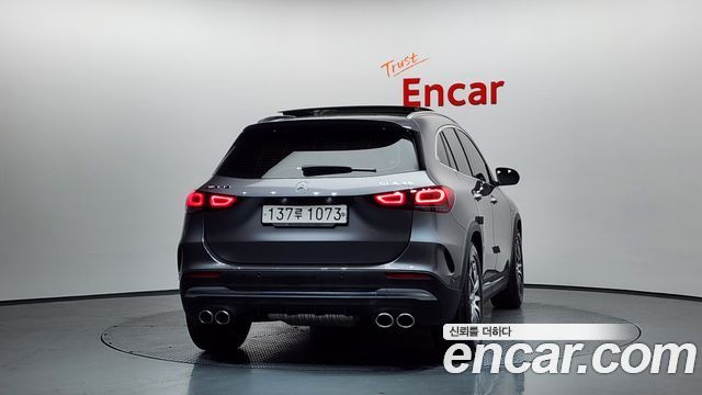 Mercedes-Benz GLA-Class 2022 — photo 4