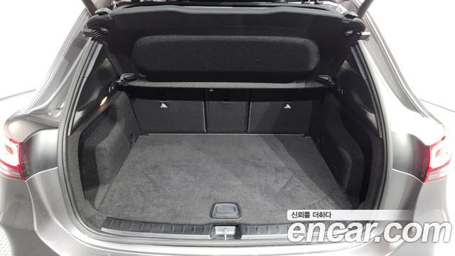 Mercedes-Benz GLA-Class 2022 — photo 20