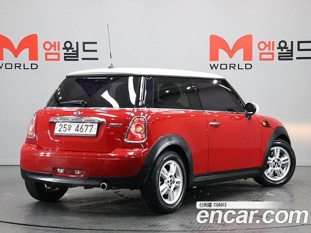 Mini Cooper 2012 — photo 2