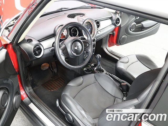 Mini Cooper 2012 — photo 6