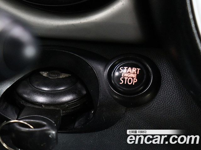 Mini Cooper 2012 — photo 13