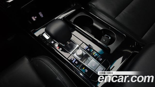 Kia K7 2020 — photo 9