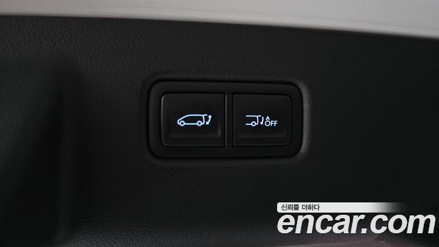Hyundai Staria 2025 — photo 20