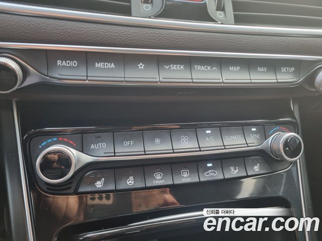 Hyundai Grandeur 2018 — photo 18