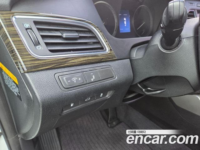 Hyundai Sonata 2016 — photo 11