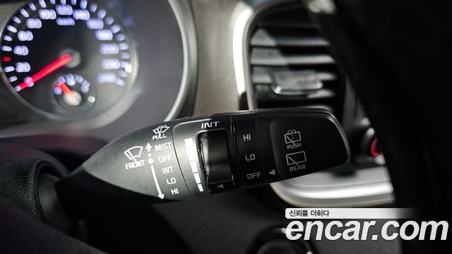 Kia Sorento 2016 — photo 17