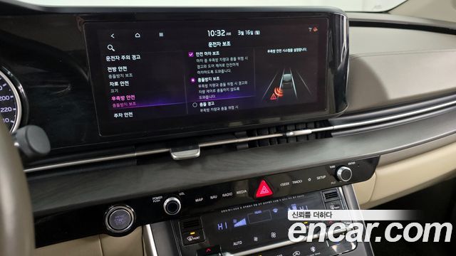 Kia Canival 2021 — photo 16