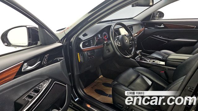 Kia K7 2016 — photo 10
