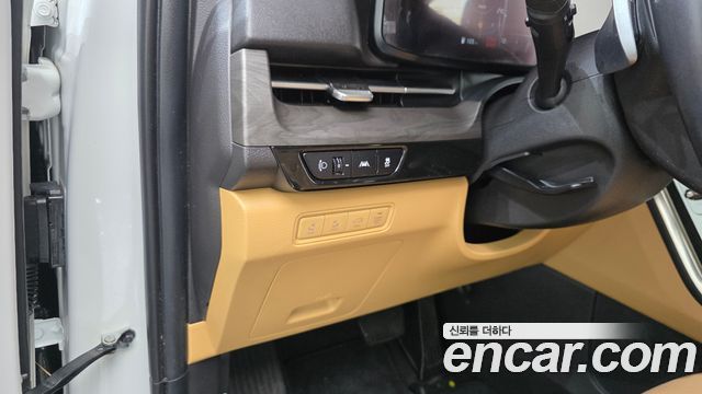 Kia Canival 2023 — photo 15
