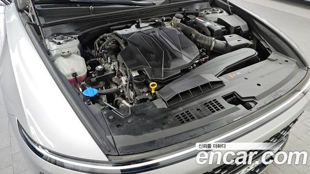 Hyundai Grandeur 2023 — photo 6