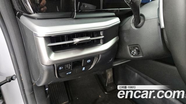 Hyundai Grandeur 2023 — photo 18