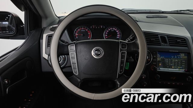 KG Mobility KORANDO 2014 — photo 13