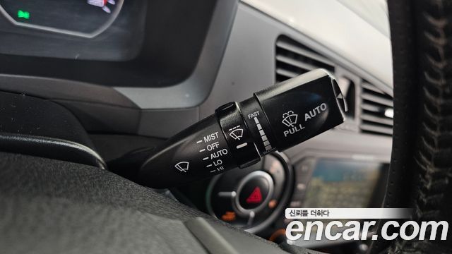 KG Mobility KORANDO 2014 — photo 17