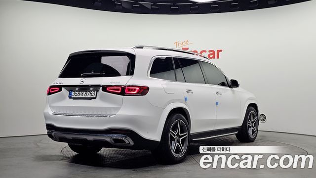 Mercedes-Benz GLS-Class 2022 — photo 2