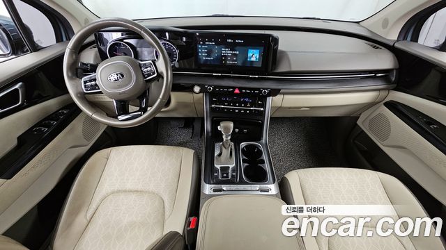 Kia Canival 2021 — photo 7