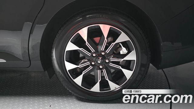 Kia Canival 2021 — photo 5