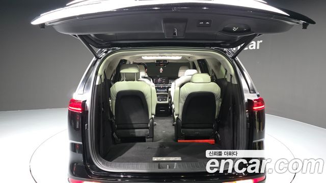 Kia Canival 2021 — photo 20