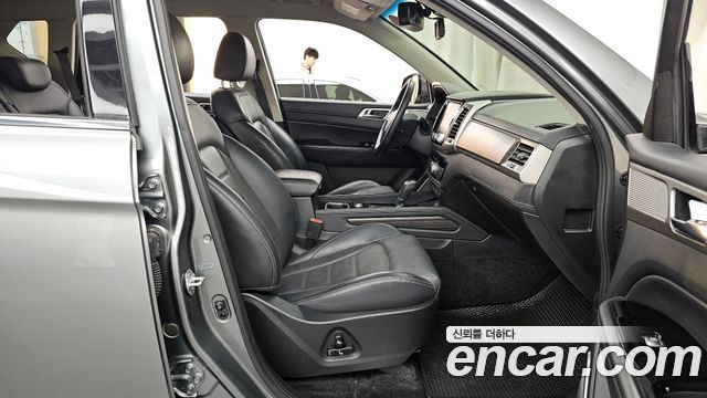KG Mobility Rexton 2018 — photo 11