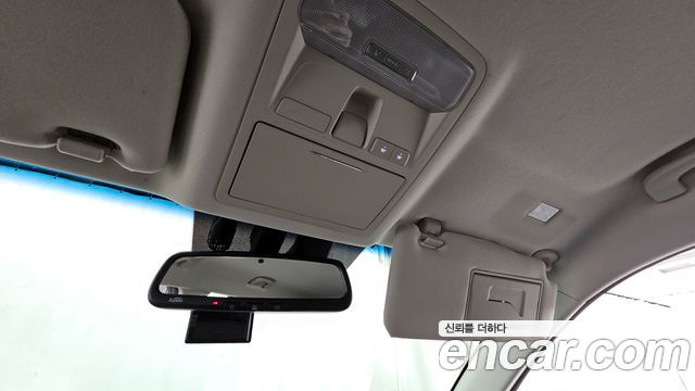 KG Mobility Rexton 2018 — photo 18
