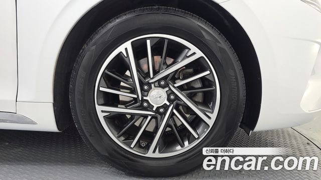 Hyundai Grandeur 2021 — photo 5